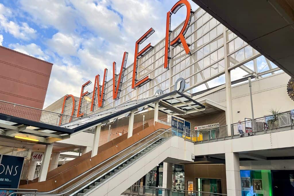 Denver sign at 16th Street Mall